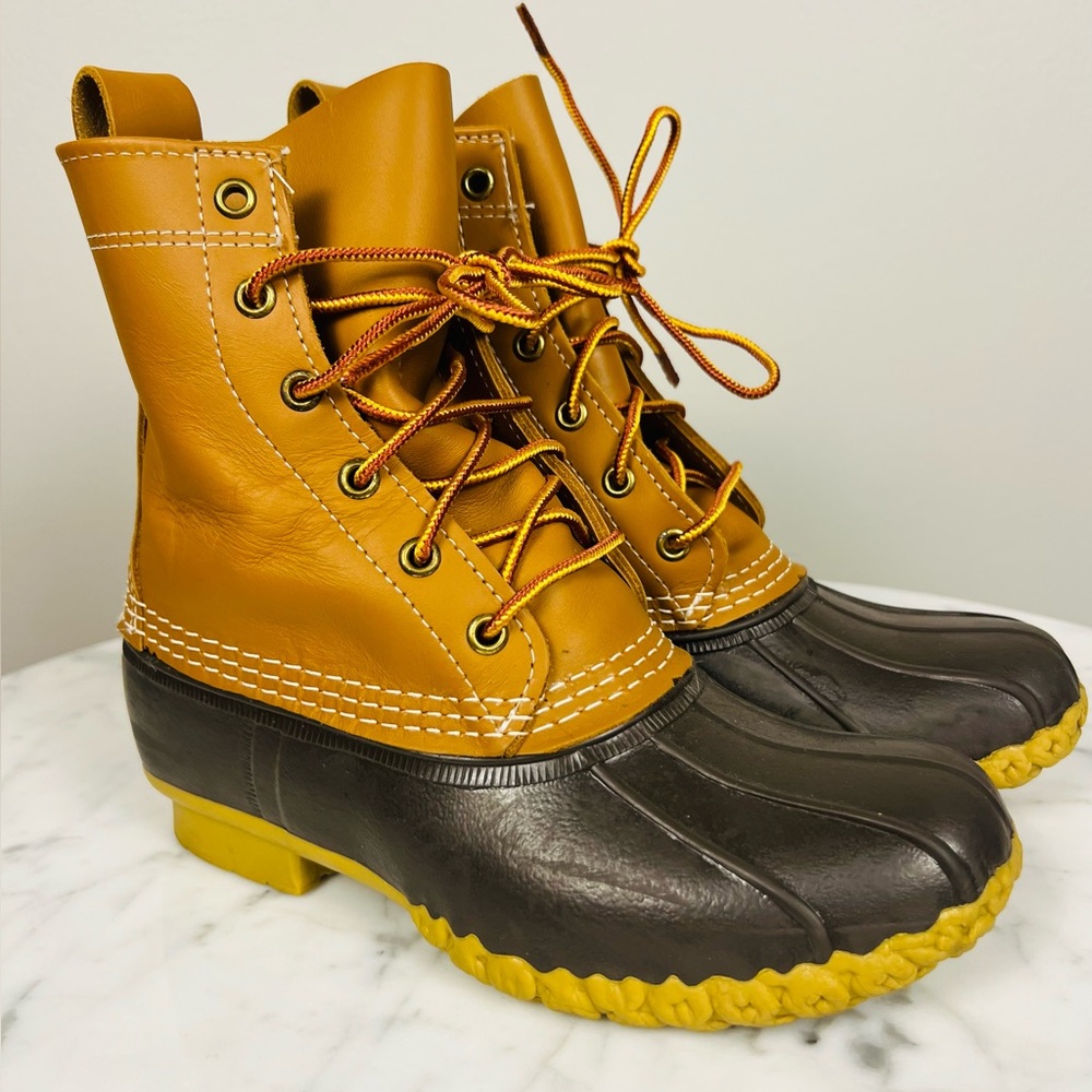Classic L.L. Bean Bean Boots | Duck Boots | Two-Tone Laces | Size 6